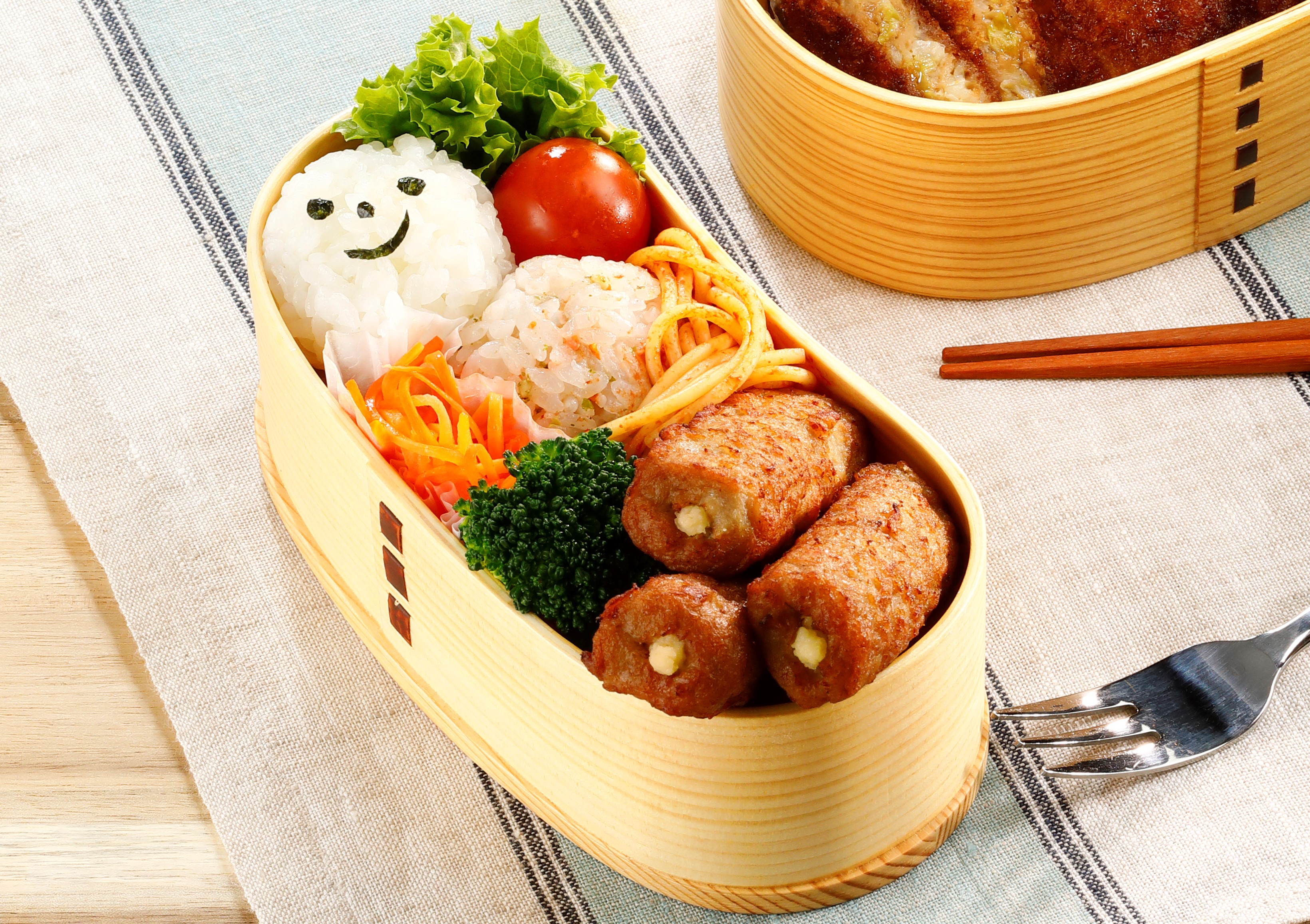 お肉で巻いたチーズ120ｇ（6個入）ｘ15個