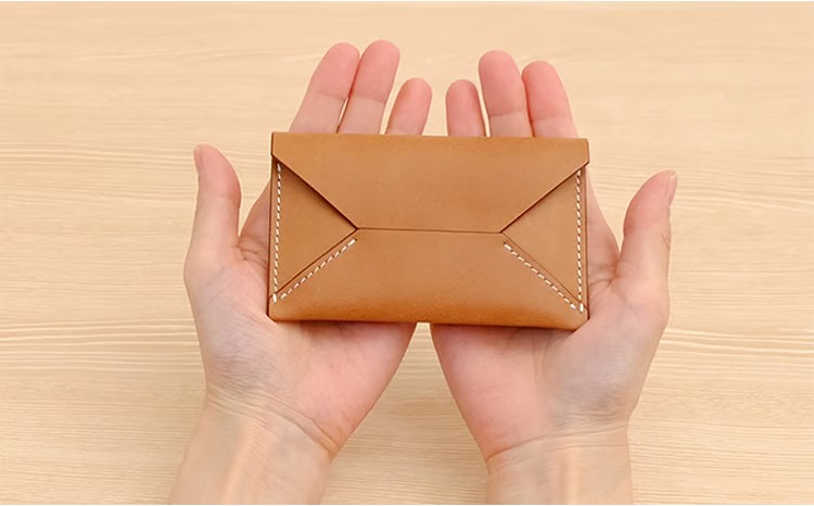 牛革 レター型名刺入れ ナチュラル | 本革 レザー 革製品 カードケース ビジネス 男女兼用 メンズ レディース 革小物 日本製 北海道 滝川市