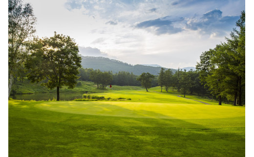 北海道クラシックゴルフクラブ帯広 施設利用補助券5,000円分(1,000円×5枚) 北海道 ゴルフ場利用券 プレー券_S040-0002