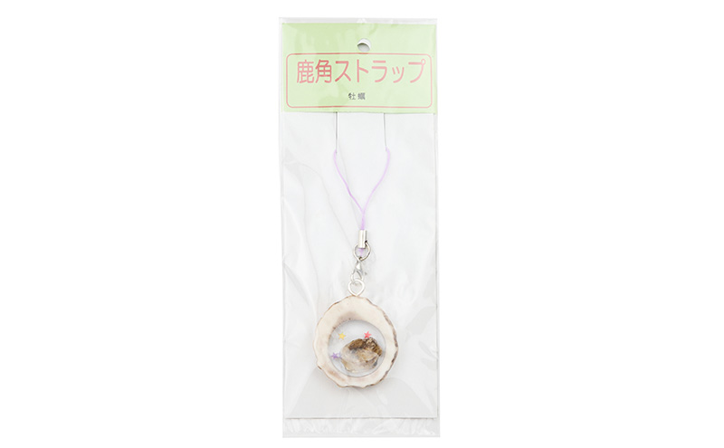 鹿角と牡蠣のストラップ 1個 [ 鹿 鹿角 ストラップ 牡蠣殻 牡蠣 雑貨 小物 お土産 プレゼント ギフト ハンドメイド 自然素材 北海道 厚岸町 ]