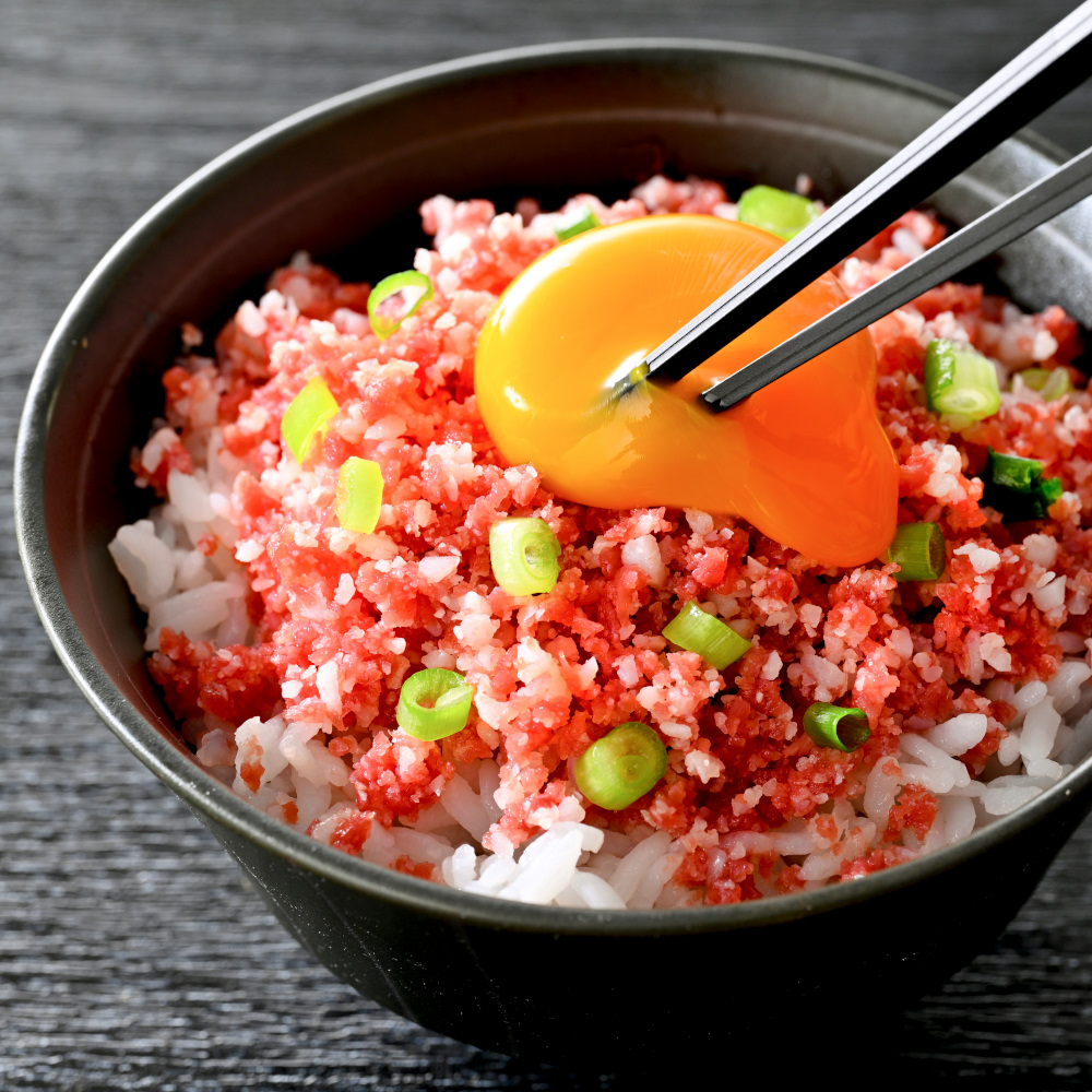 北の生とろ牛フレーク 200g 牛トロ丼10杯分【AJ0000165】（ 北海道 別海 肉 牛 フレーク 人気 ふるさと納税 ）
